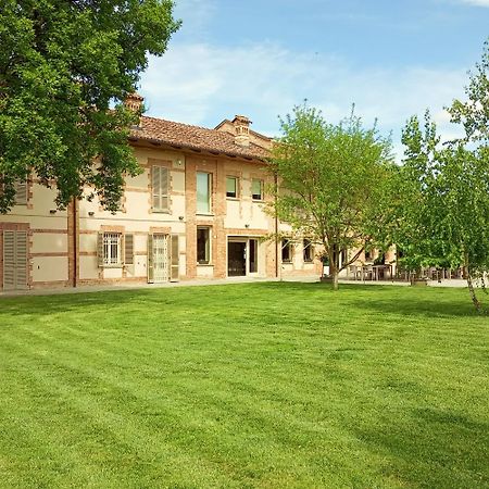 La Cascina Di Carlotta 1846 Agriturismo Alba  Zewnętrze zdjęcie