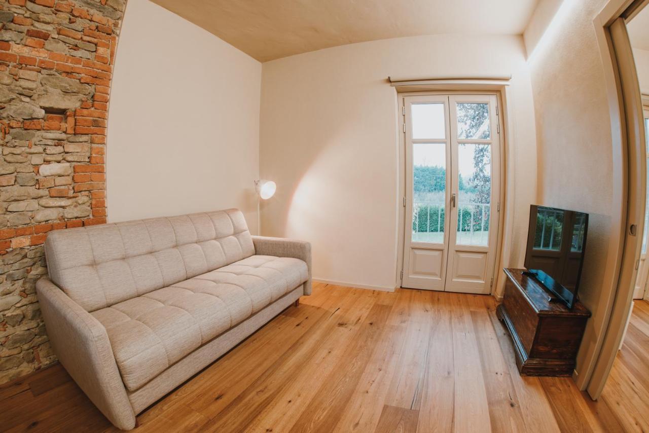 La Cascina Di Carlotta 1846 Agriturismo Alba  Zewnętrze zdjęcie