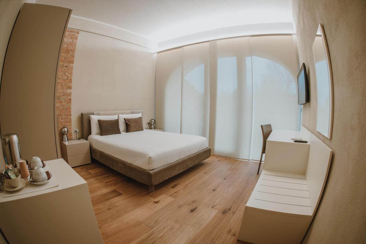 La Cascina Di Carlotta 1846 Agriturismo Alba  Zewnętrze zdjęcie
