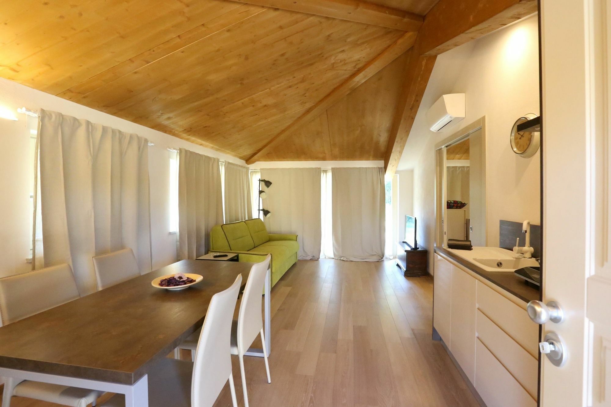 La Cascina Di Carlotta 1846 Agriturismo Alba  Zewnętrze zdjęcie