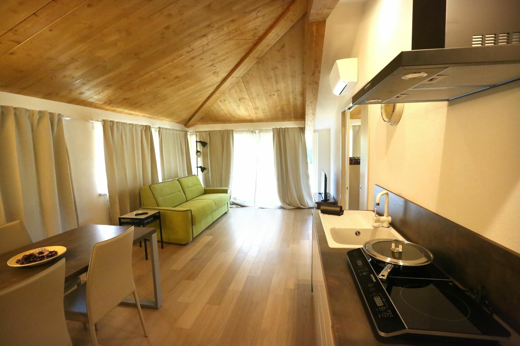 La Cascina Di Carlotta 1846 Agriturismo Alba  Zewnętrze zdjęcie